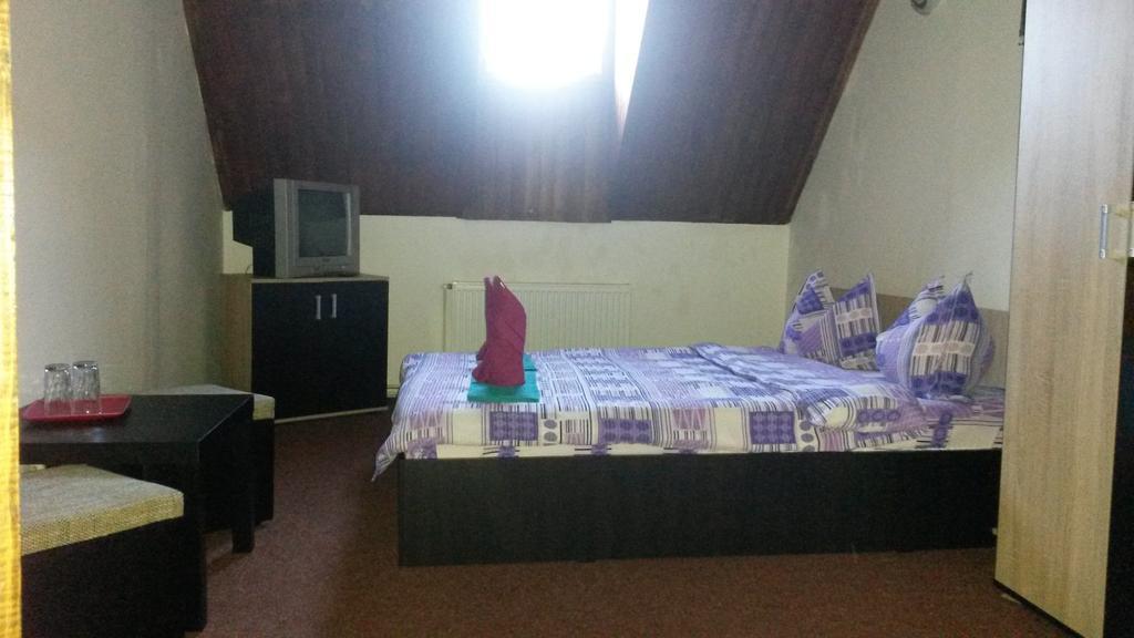 Casa Frasin Hotel Buşteni Стая снимка